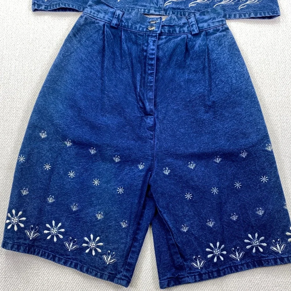 Carolina Bay Denim Vest Shorts Set Womens M Blue Floral Embroidered 2pc NWT NWT
